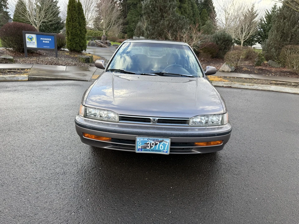 1993 Honda Accord 4th Gen - Image 25 of 31