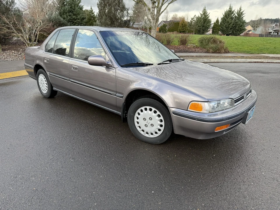 1993 Honda Accord 4th Gen - Image 20 of 31