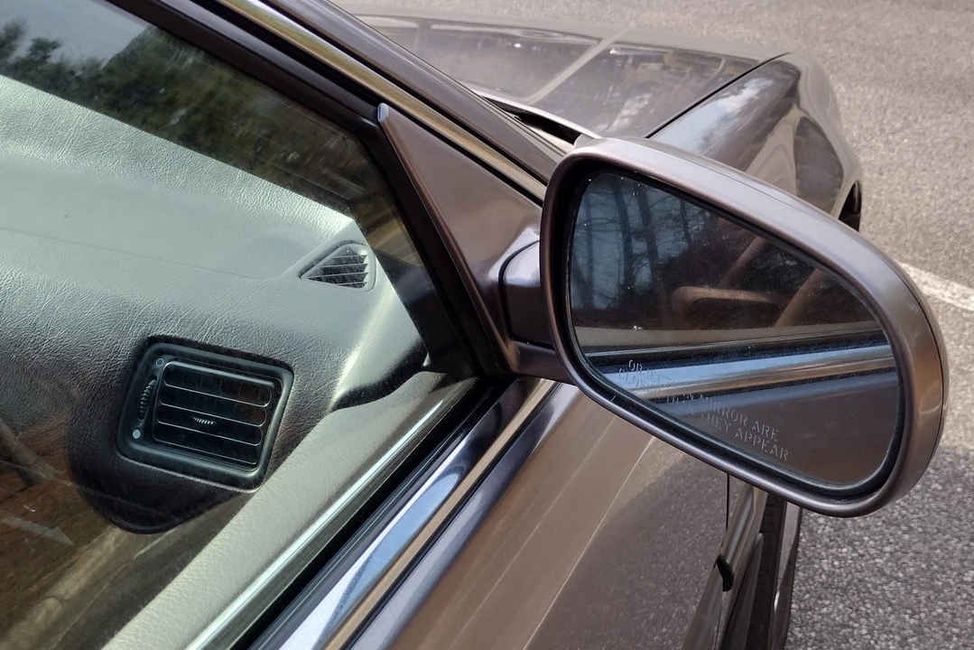 1993 Honda Accord 4th Gen - Image 29 of 31