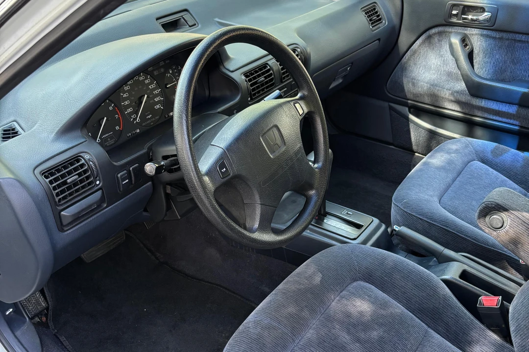 1993 Honda Accord 4th Gen - Image 24 of 31