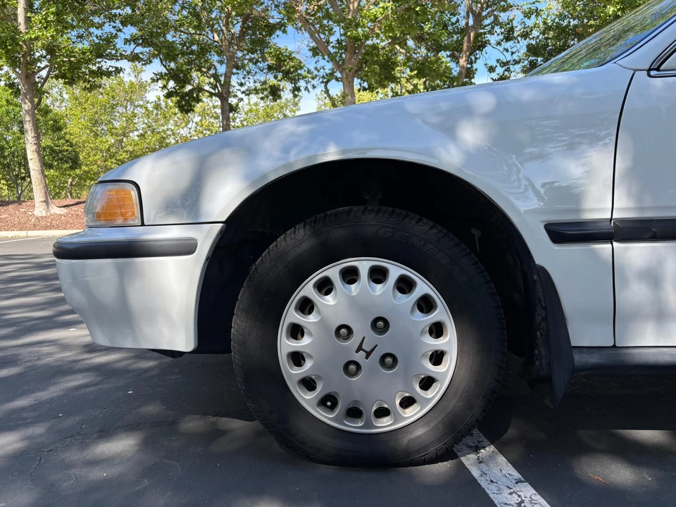 1993 Honda Accord 4th Gen - Image 20 of 31