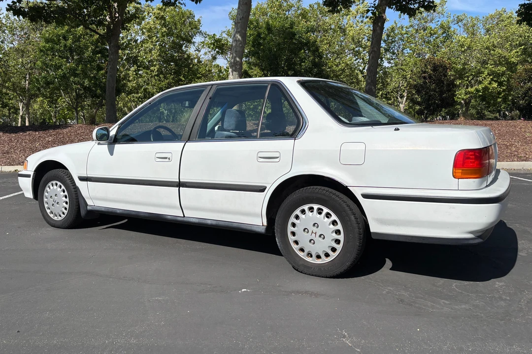 1993 Honda Accord 4th Gen - Image 4 of 31