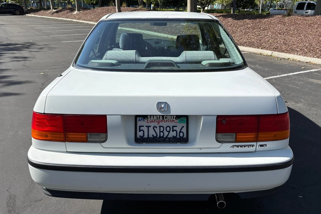 1993 Honda Accord 4th Gen - Image 5 of 31