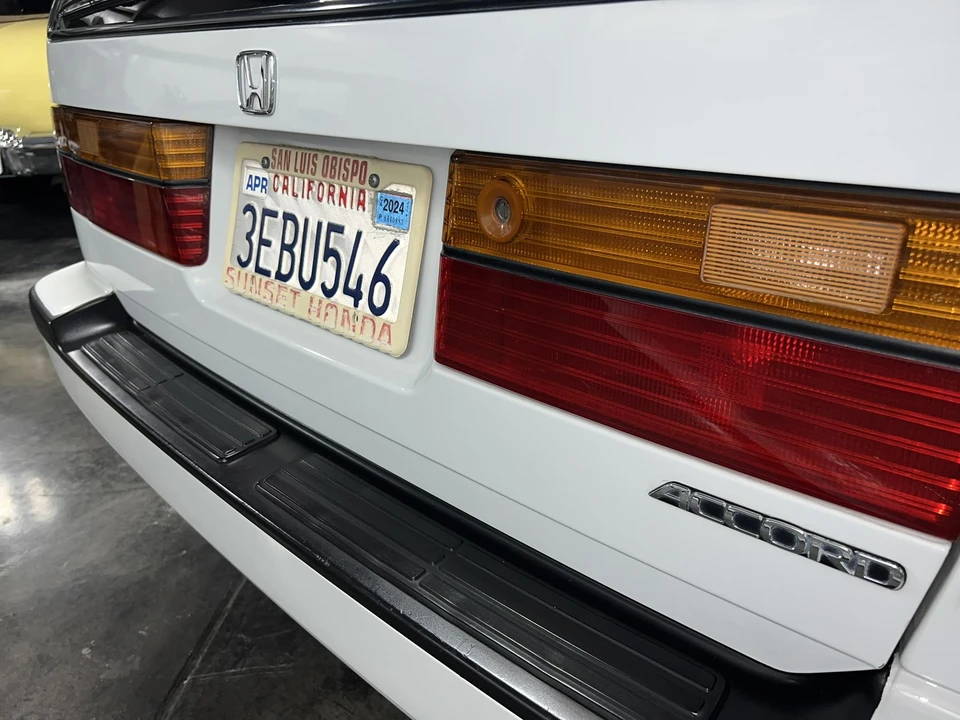 1993 Honda Accord 4th Gen - Image 29 of 31