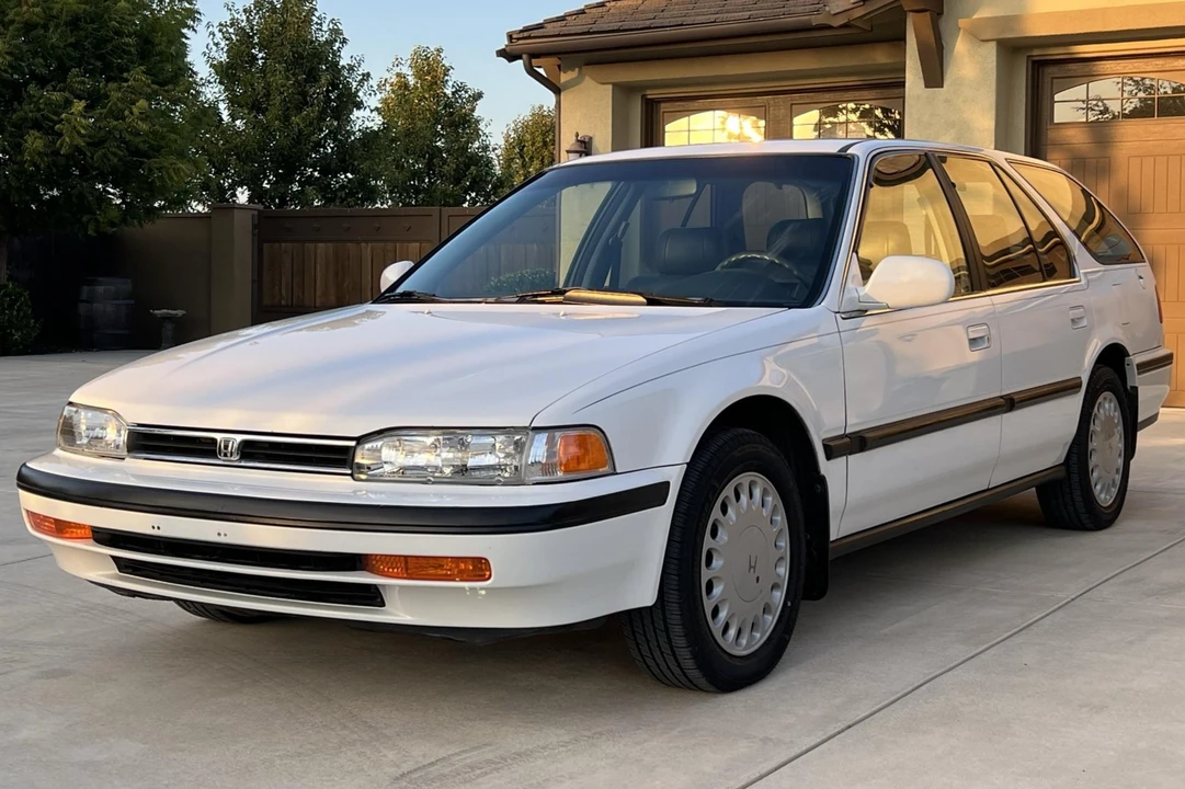 1993 Honda Accord 4th Gen - Image 1 of 31