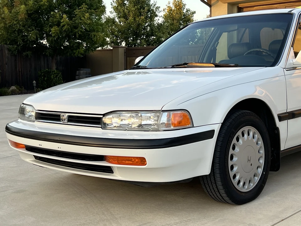 1993 Honda Accord 4th Gen - Image 27 of 31