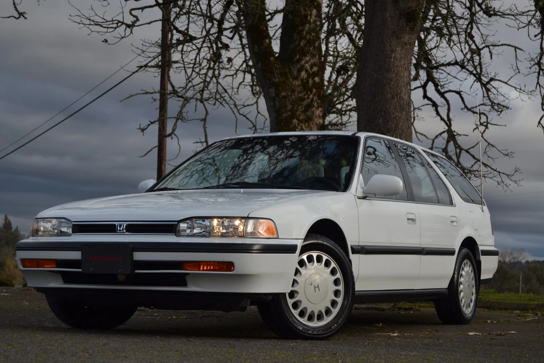 1993 Honda Accord 4th Gen - Image 2 of 31