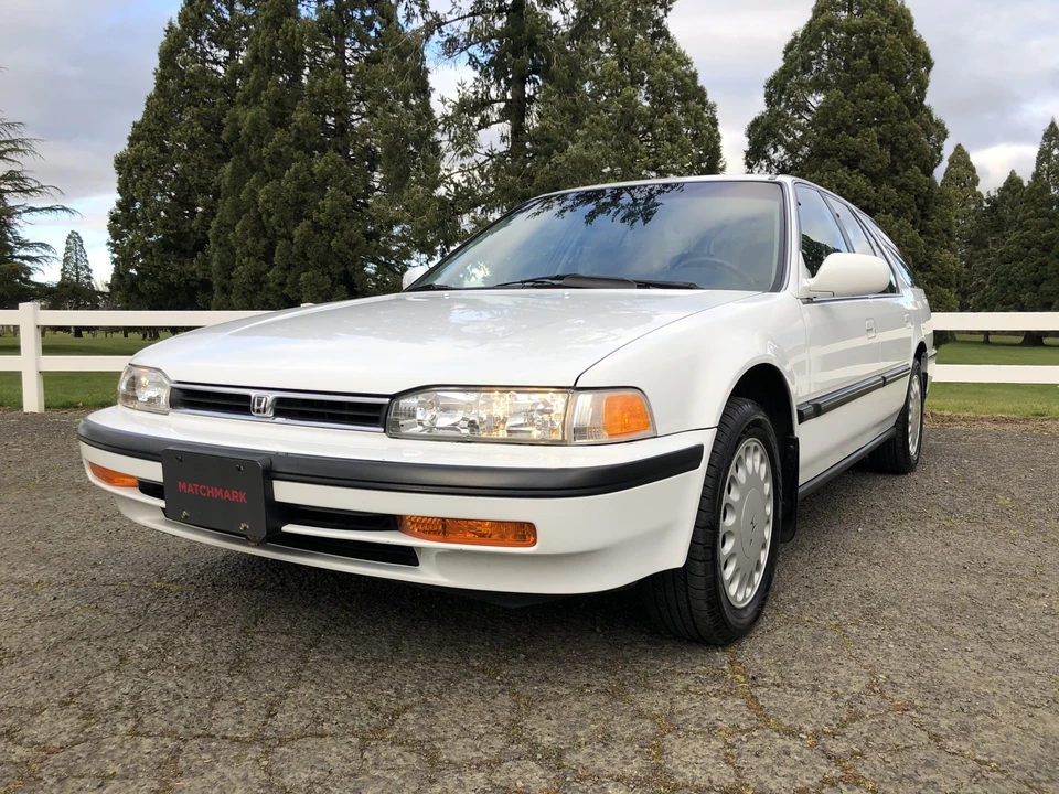 1993 Honda Accord 4th Gen - Image 13 of 31