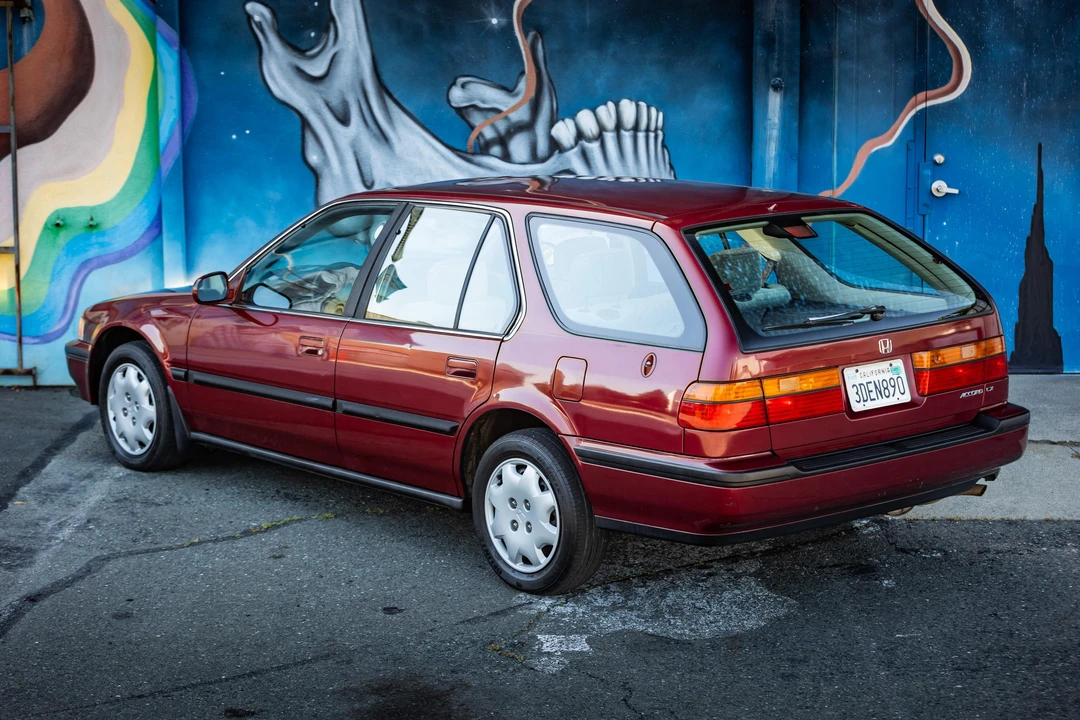 1993 Honda Accord 4th Gen - Image 15 of 31
