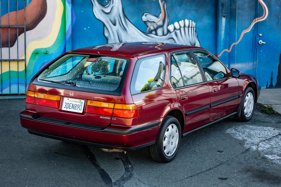 1993 Honda Accord 4th Gen - Image 23 of 31