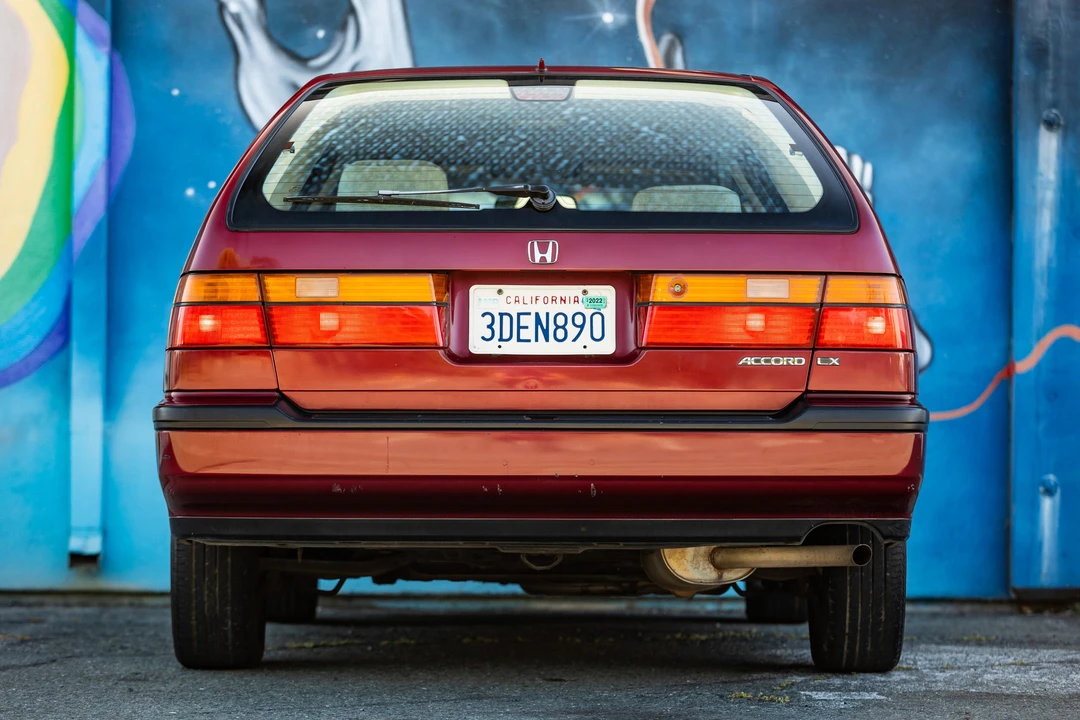 1993 Honda Accord 4th Gen - Image 19 of 31