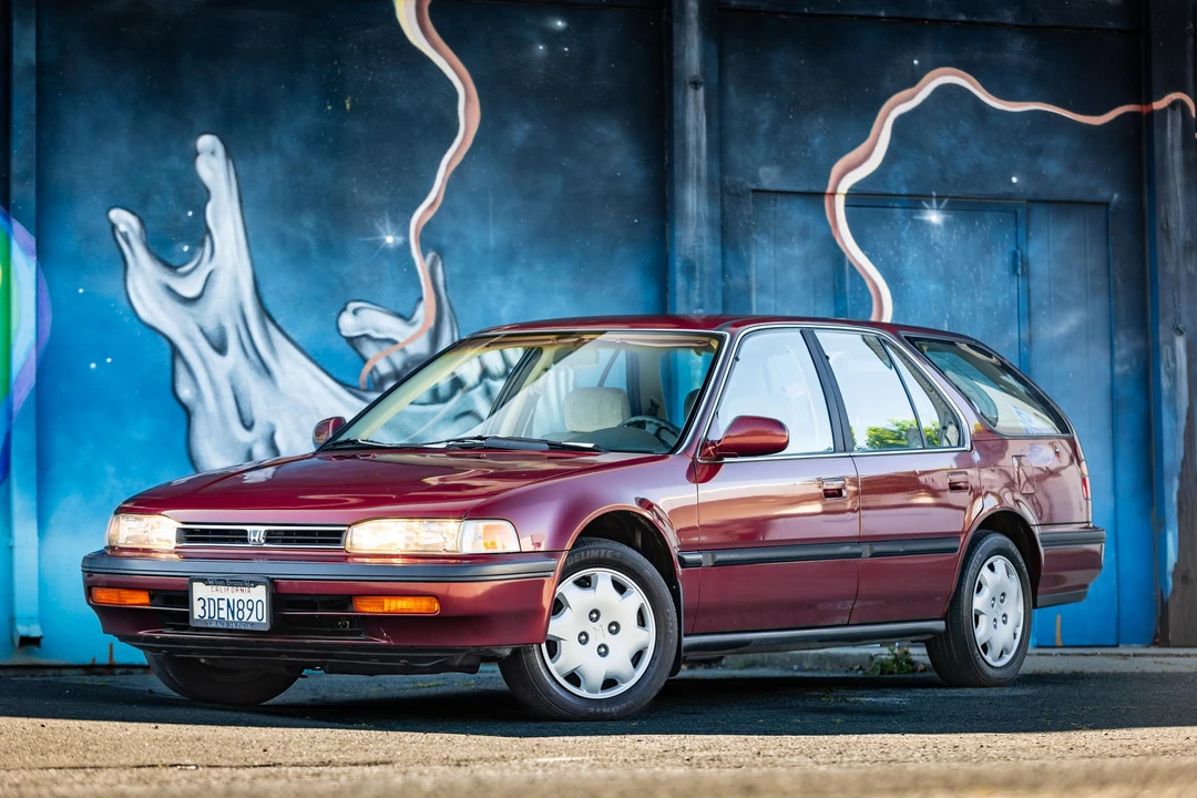 1993 Honda Accord 4th Gen - Image 11 of 31