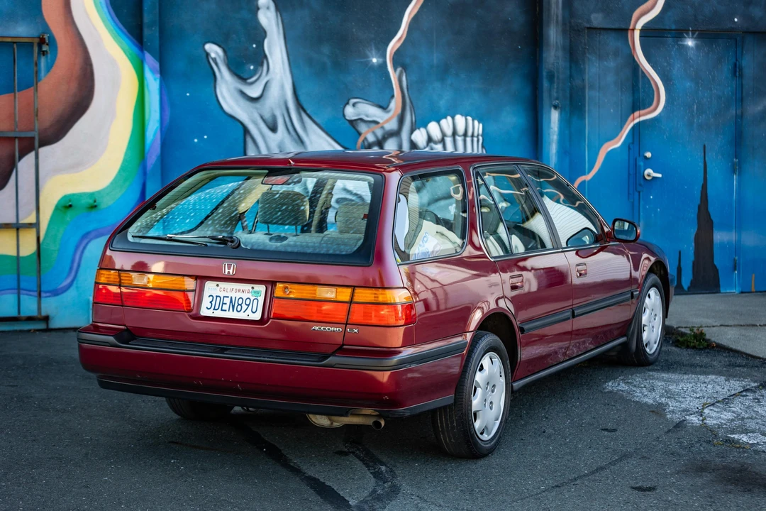 1993 Honda Accord 4th Gen - Image 22 of 31