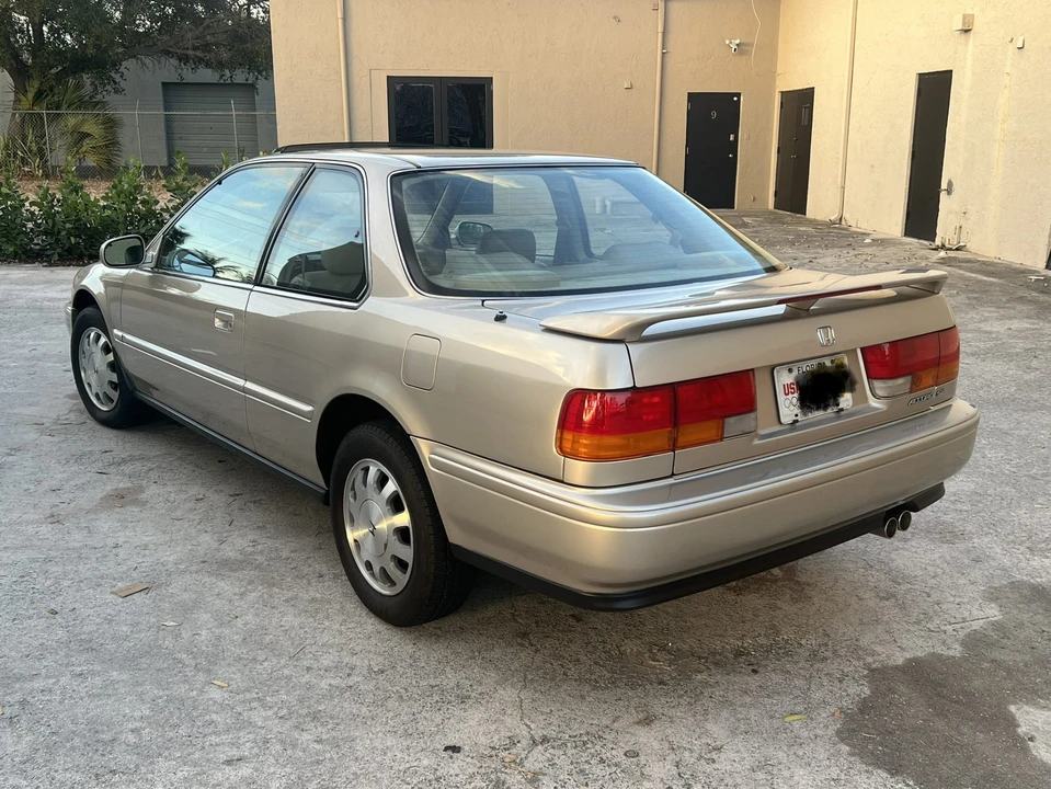 1993 Honda Accord 4th Gen - Image 11 of 31
