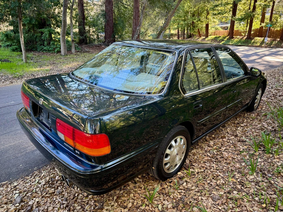 1993 Honda Accord 4th Gen - Image 29 of 31