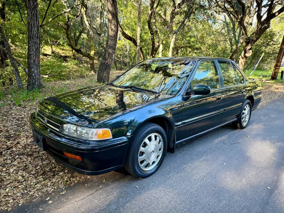 1993 Honda Accord 4th Gen - Image 18 of 31