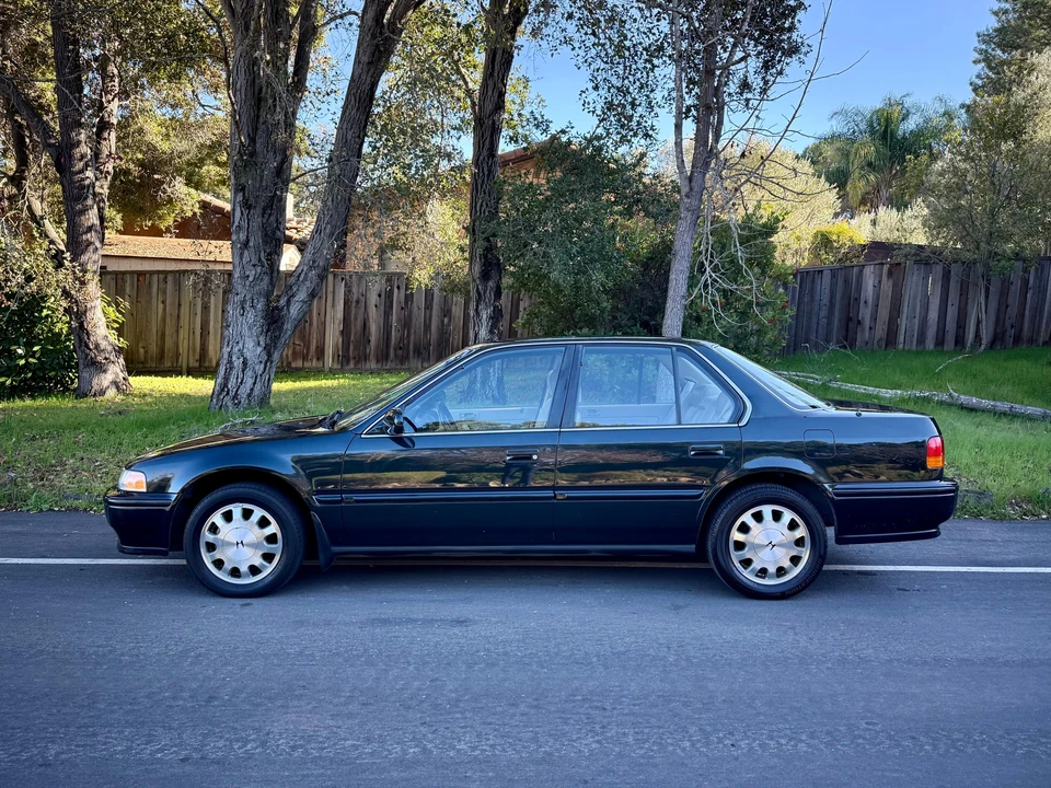 1993 Honda Accord 4th Gen - Image 9 of 31