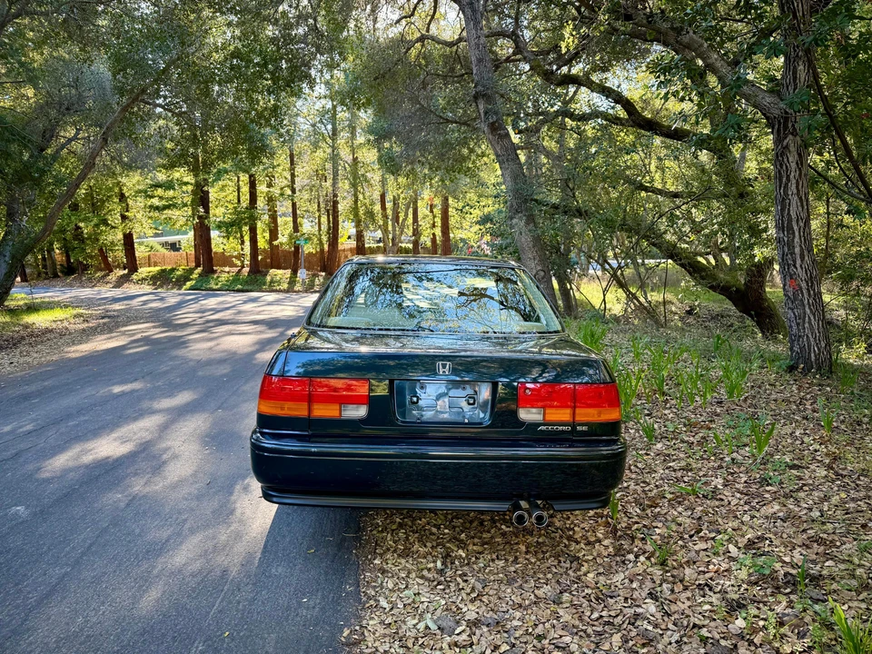 1993 Honda Accord 4th Gen - Image 26 of 31