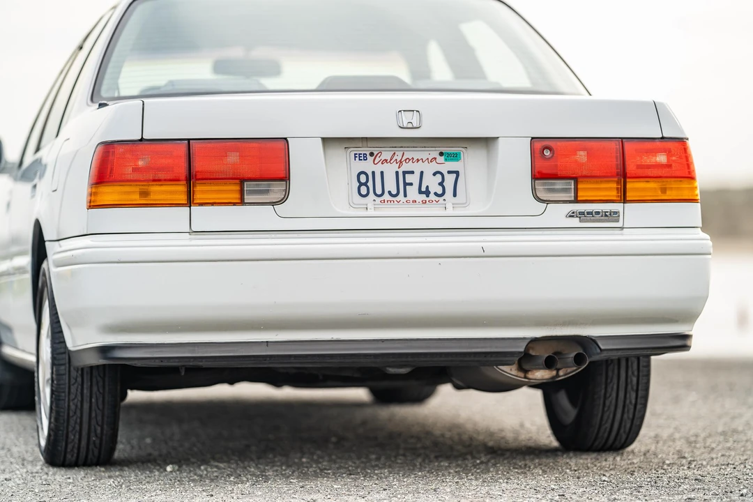 1993 Honda Accord 4th Gen - Image 25 of 31