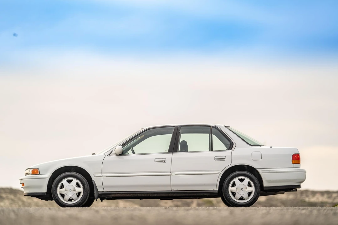 1993 Honda Accord 4th Gen - Image 9 of 31