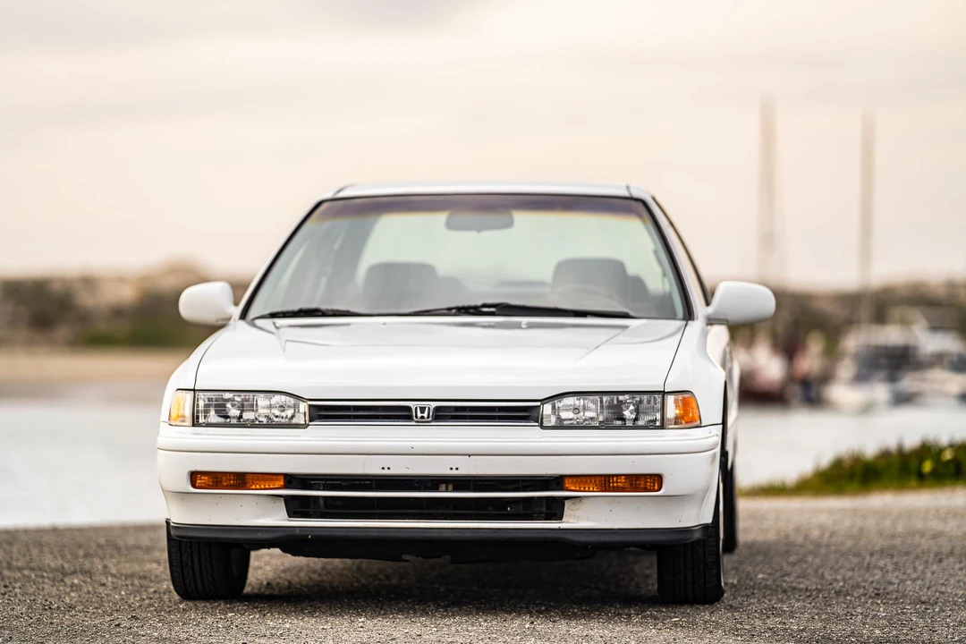 1993 Honda Accord 4th Gen - Image 2 of 31