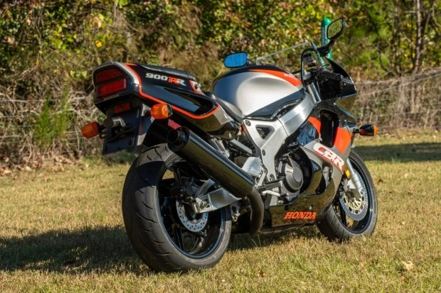 1993 Honda CBR - Image 2 of 7
