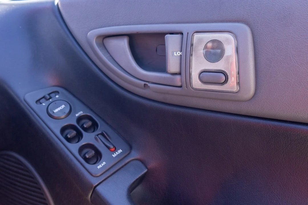 1993 Honda Del Sol - Image 29 of 30