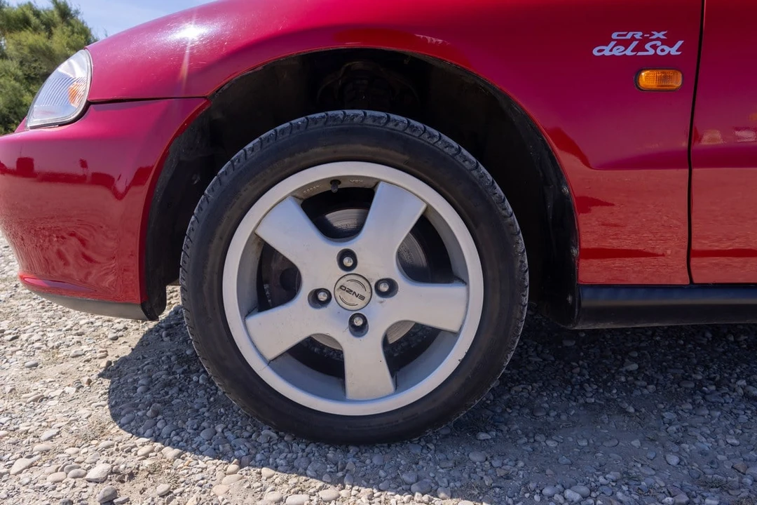 1993 Honda Del Sol - Image 10 of 30