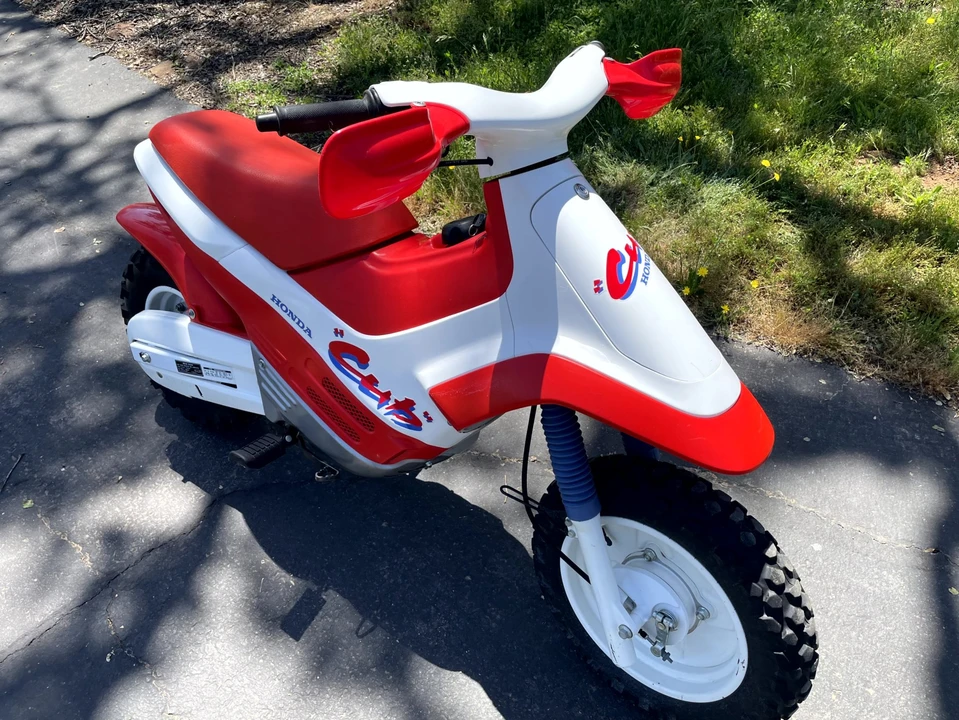 1993 Honda Super Cub - Image 6 of 25