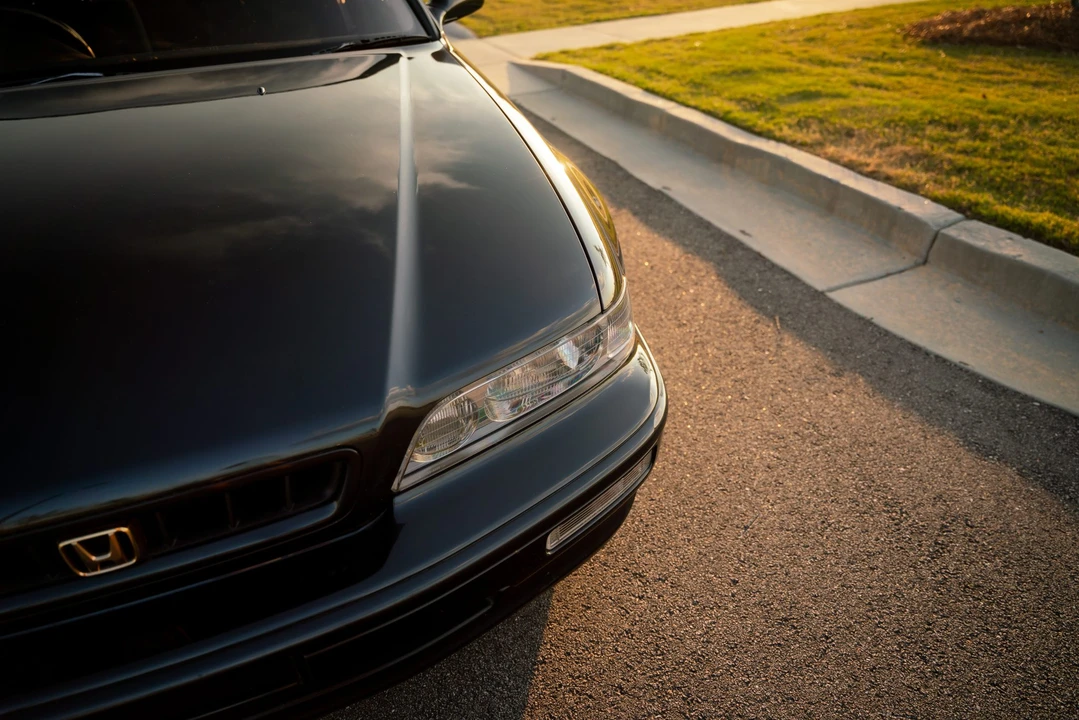 1993 Acura Legend 2nd Gen - Image 10 of 31