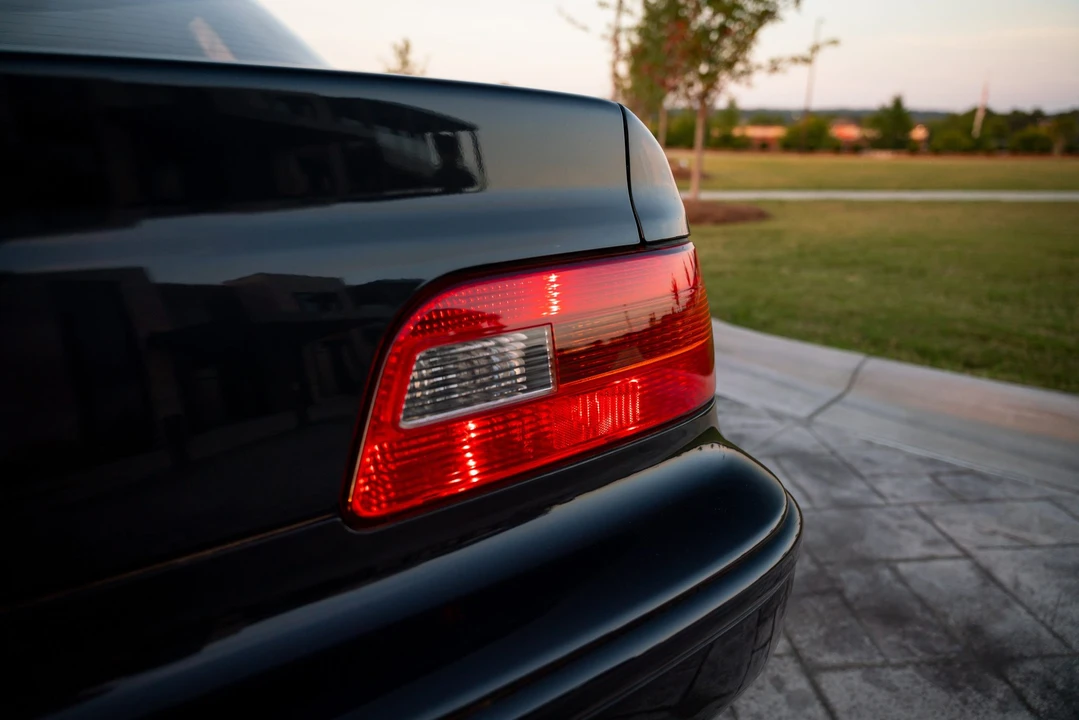 1993 Acura Legend 2nd Gen - Image 30 of 31