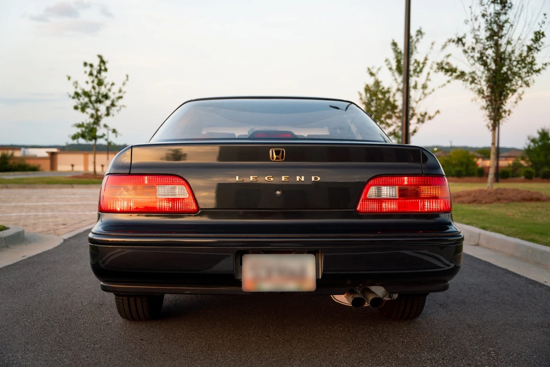 1993 Acura Legend 2nd Gen - Image 7 of 31