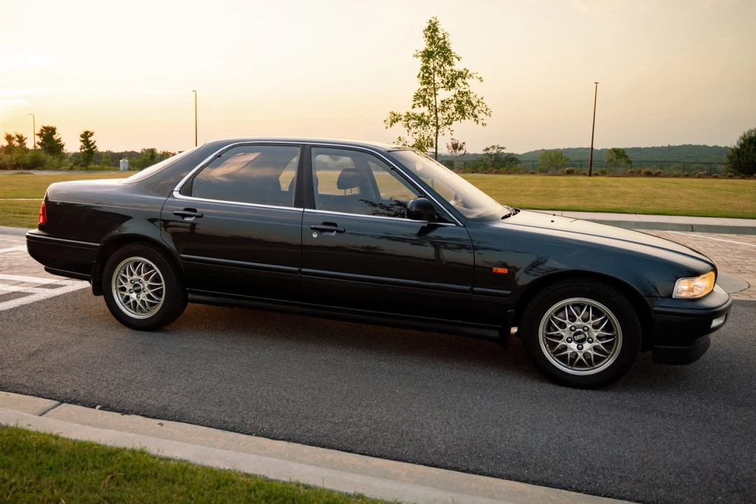 1993 Acura Legend 2nd Gen - Image 5 of 31