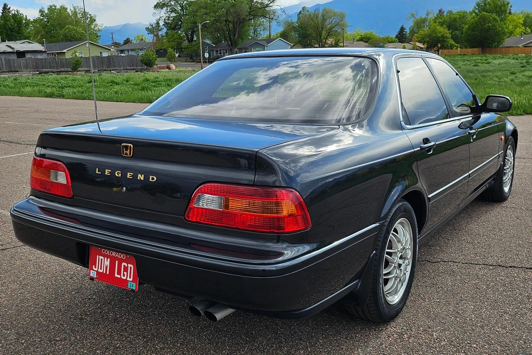 1993 Acura Legend 2nd Gen - Image 4 of 31