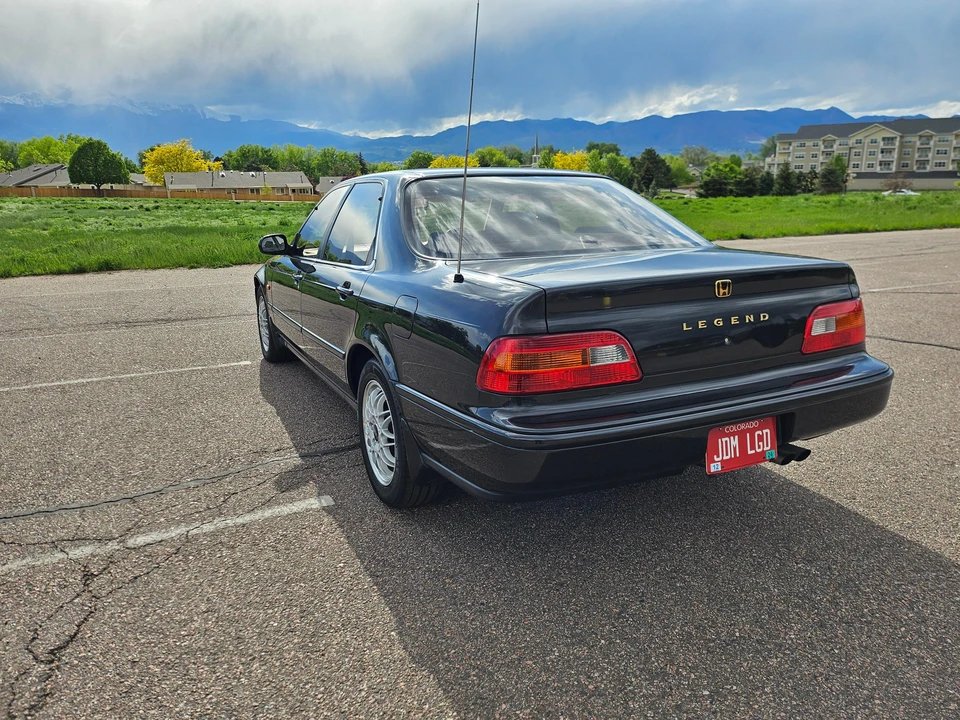 1993 Acura Legend 2nd Gen - Image 11 of 31