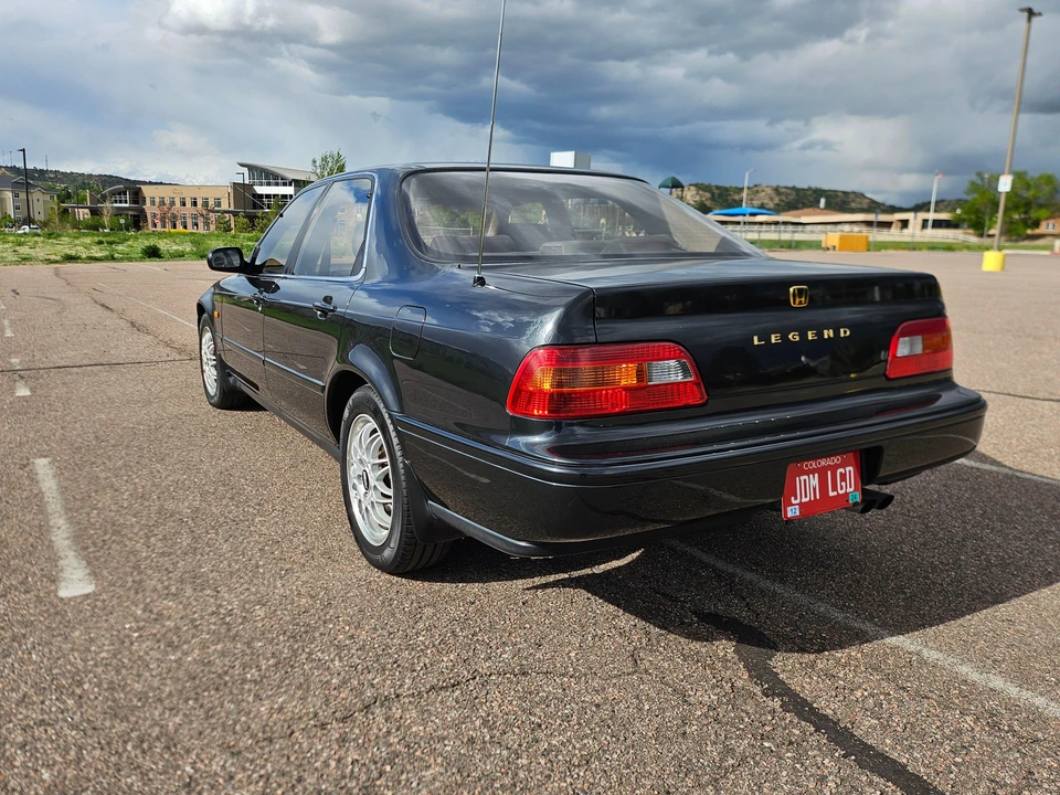 1993 Acura Legend 2nd Gen - Image 10 of 31