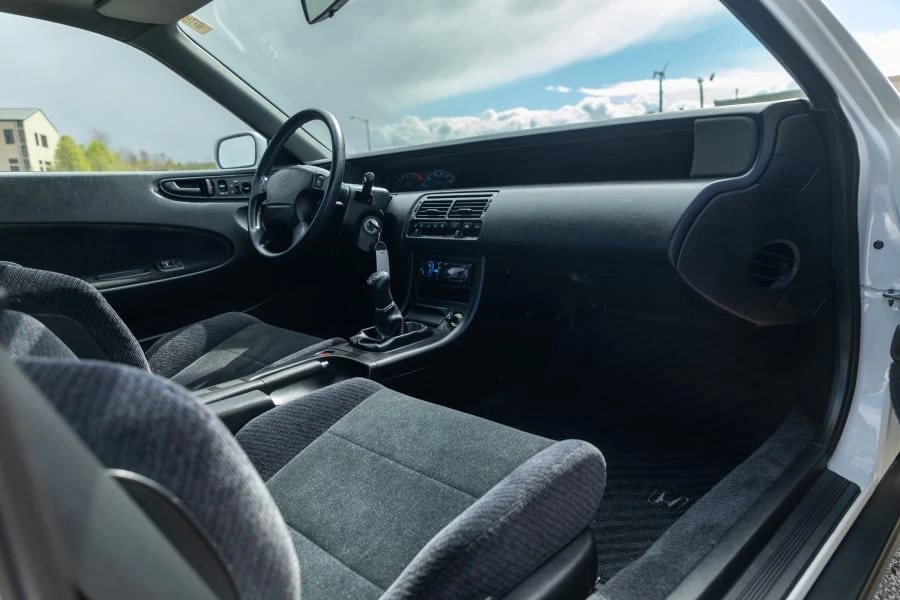 1993 Honda Prelude 4th Gen - Image 13 of 29