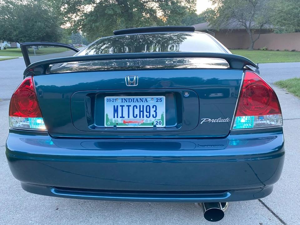 1993 Honda Prelude 4th Gen - Image 8 of 23