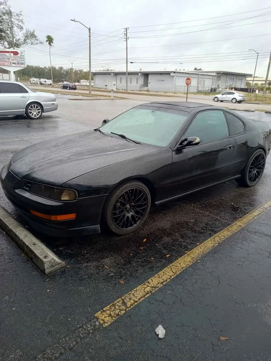 1993 Honda Prelude 4th Gen - Image 4 of 8