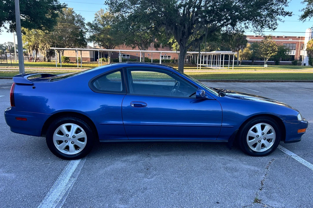 1993 Honda Prelude 4th Gen - Image 3 of 31