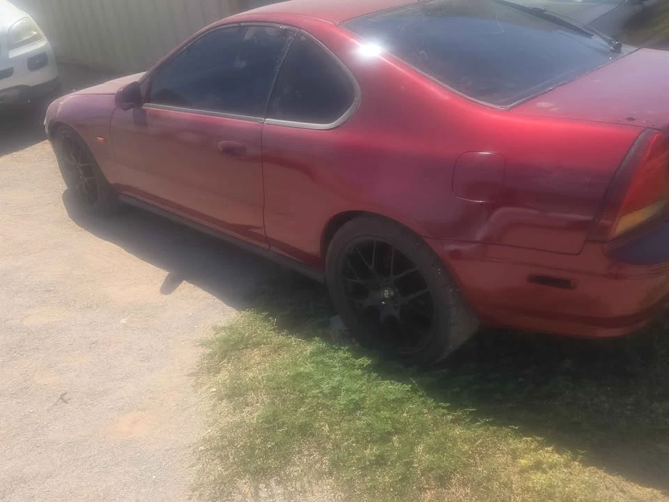 1993 Honda Prelude 4th Gen - Image 2 of 14
