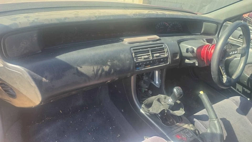 1993 Honda Prelude 4th Gen - Image 11 of 14