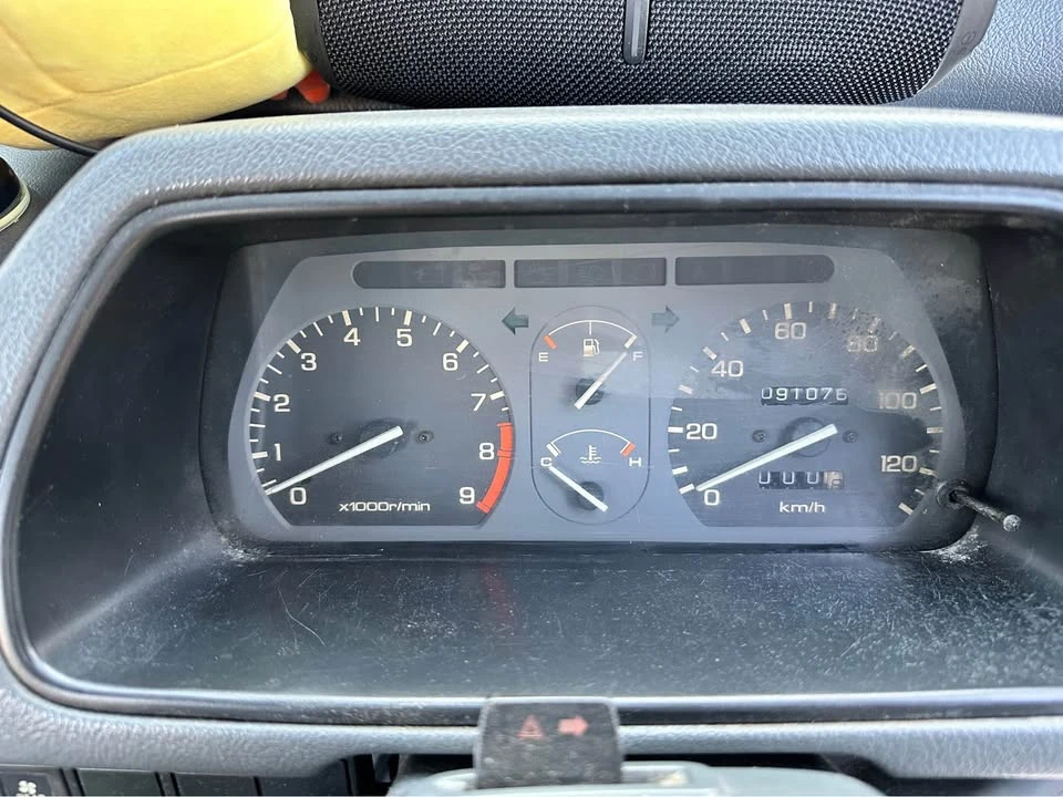 1993 Honda Acty 2nd Gen - Image 2 of 21