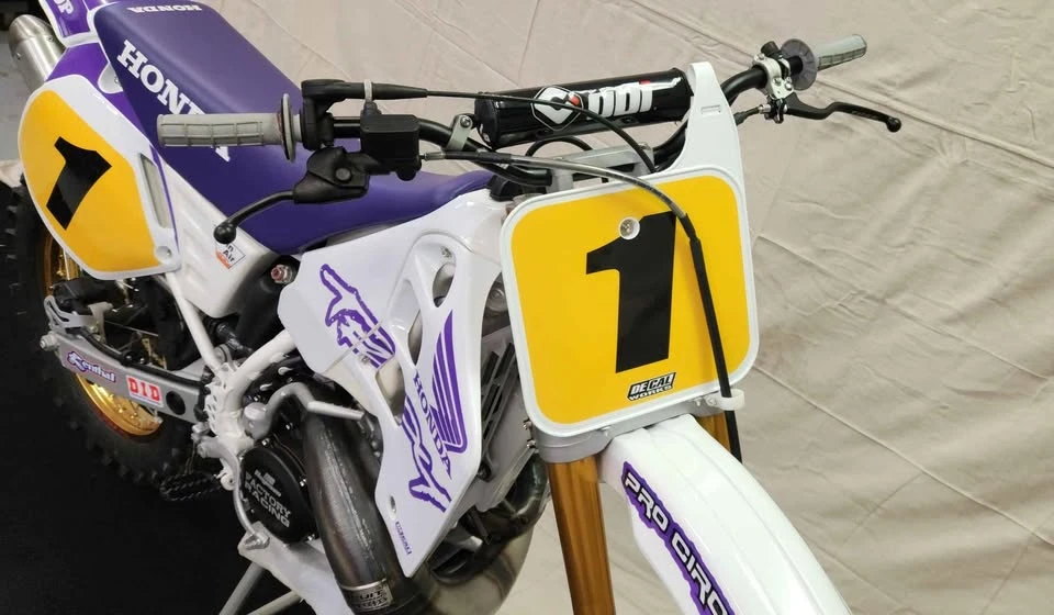 1993 Honda CR - Image 3 of 16