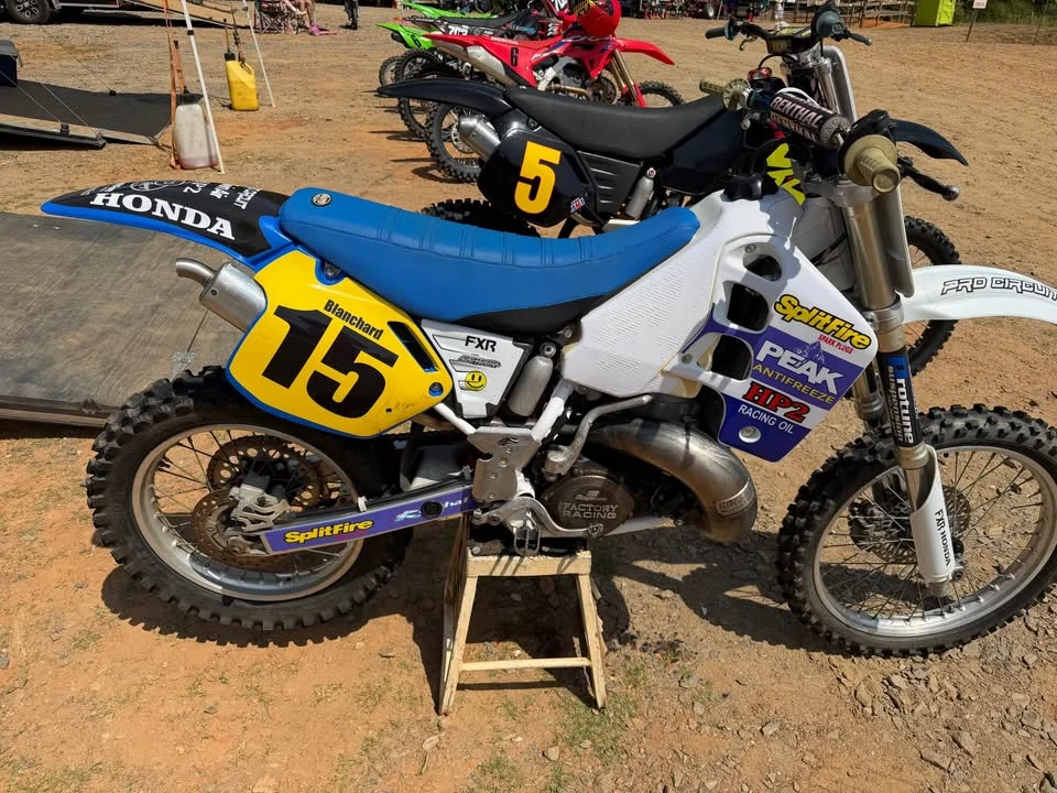 1993 Honda CR - Image 2 of 10