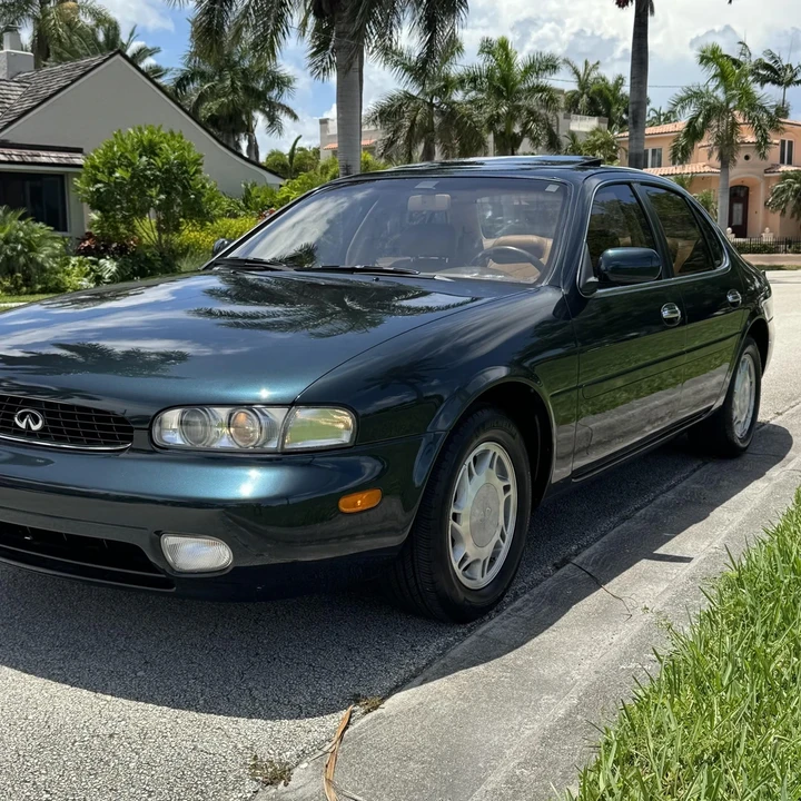 1993 Infiniti J30 - Image 5 of 21
