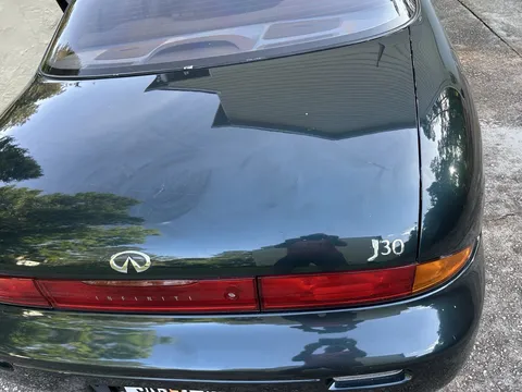 1993 Infiniti J30