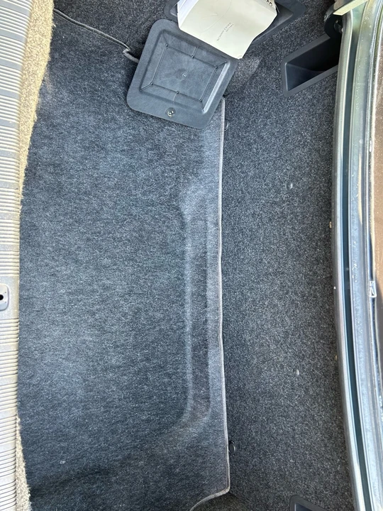 1993 Infiniti J30 - Image 14 of 31