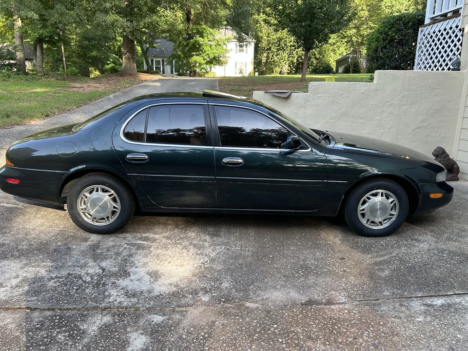 1993 Infiniti J30 - Image 11 of 31