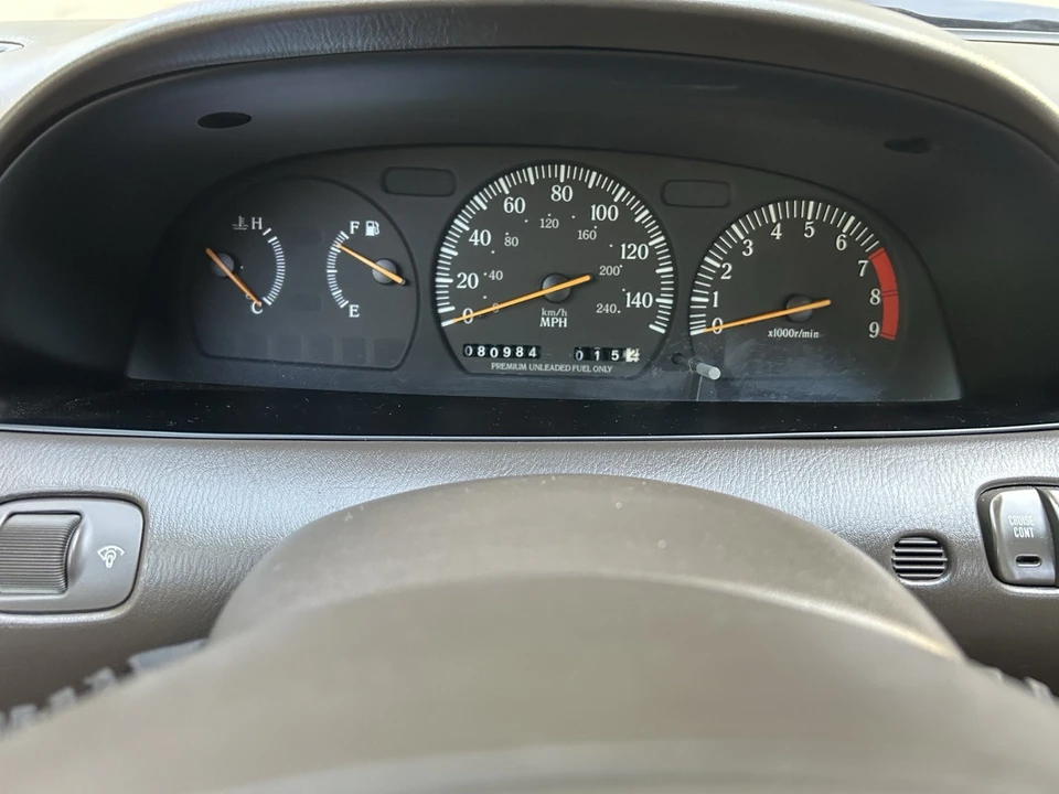 1993 Infiniti J30 - Image 23 of 31